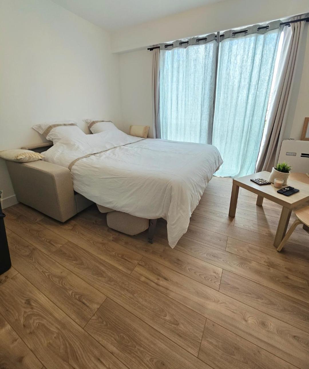 Studio Saint-Laurent-Du-Var Bord De Mer Екстериор снимка